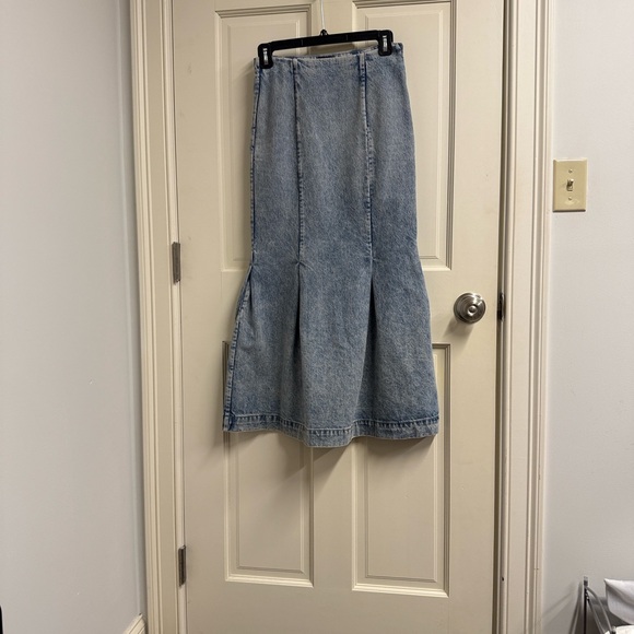 Khaite Levine Blue Denim Maxi Skirt sz 25 - Picture 4 of 4